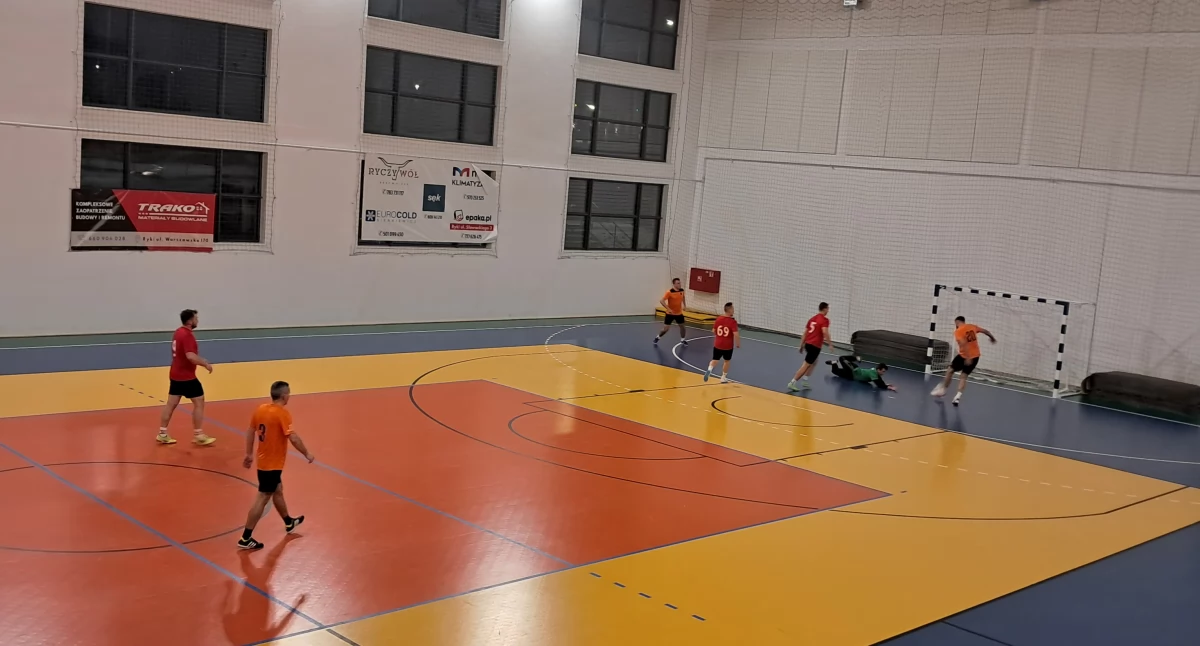 Tak padł drugi gol dla Potwornych Łosi strzelony przez Grzegorza Warownego 