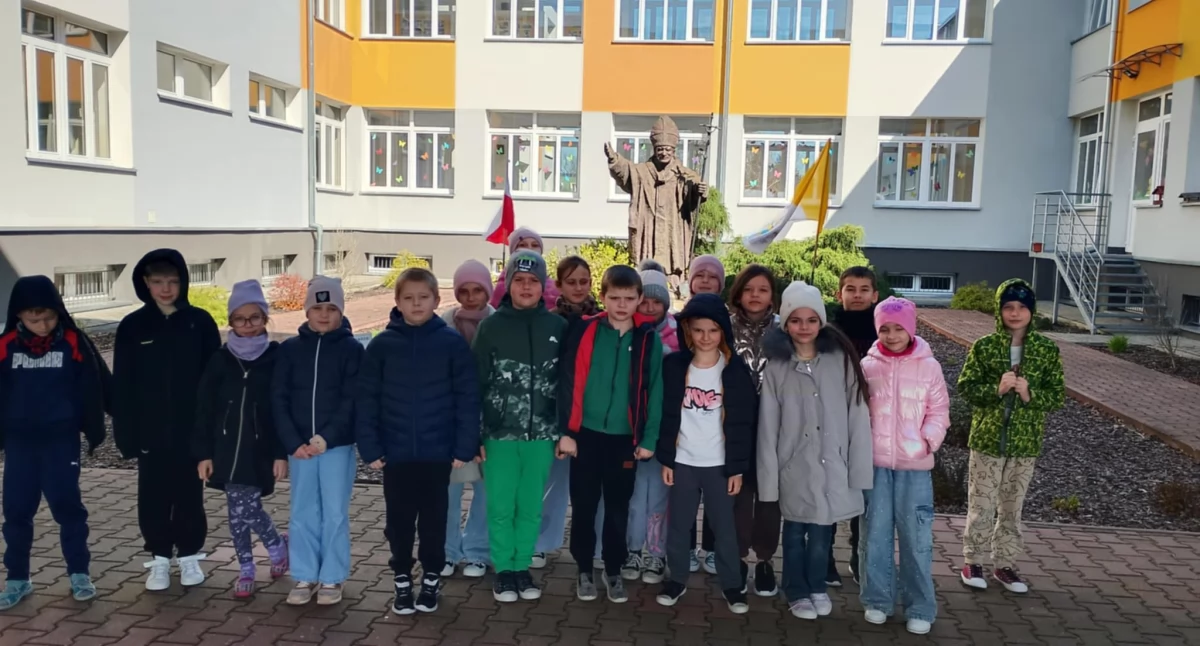 fot. Publiczna Szkoła Podstawowa nr 2 im. Jana Pawła II w Rykach