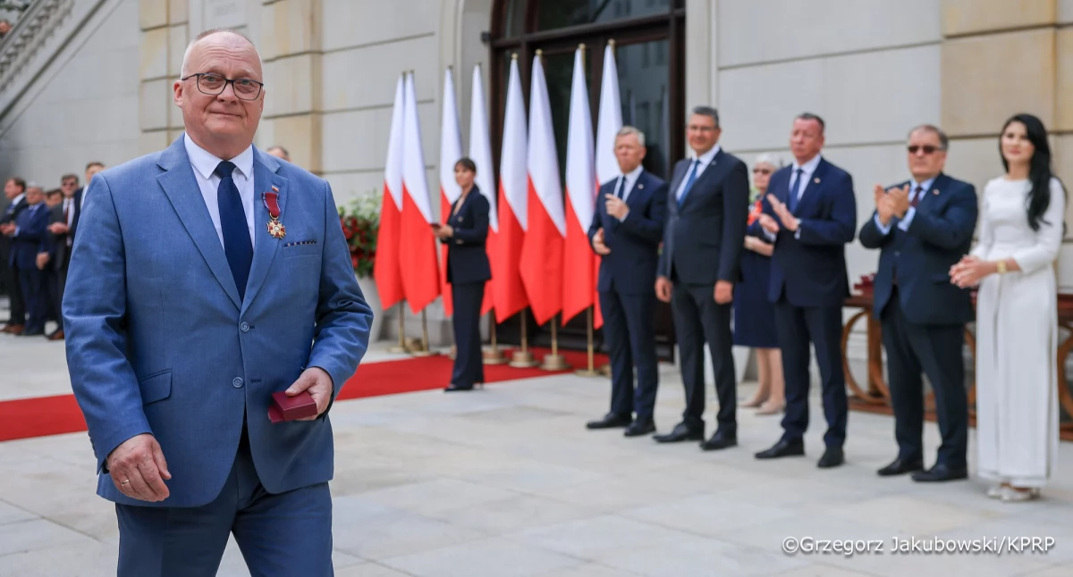 Polityka, Złoty Krzyż Zasługi Starosty Ryckiego Prezydent uhonorował samorządowców podczas uroczystości Pałacu Prezydenckim - zdjęcie, fotografia