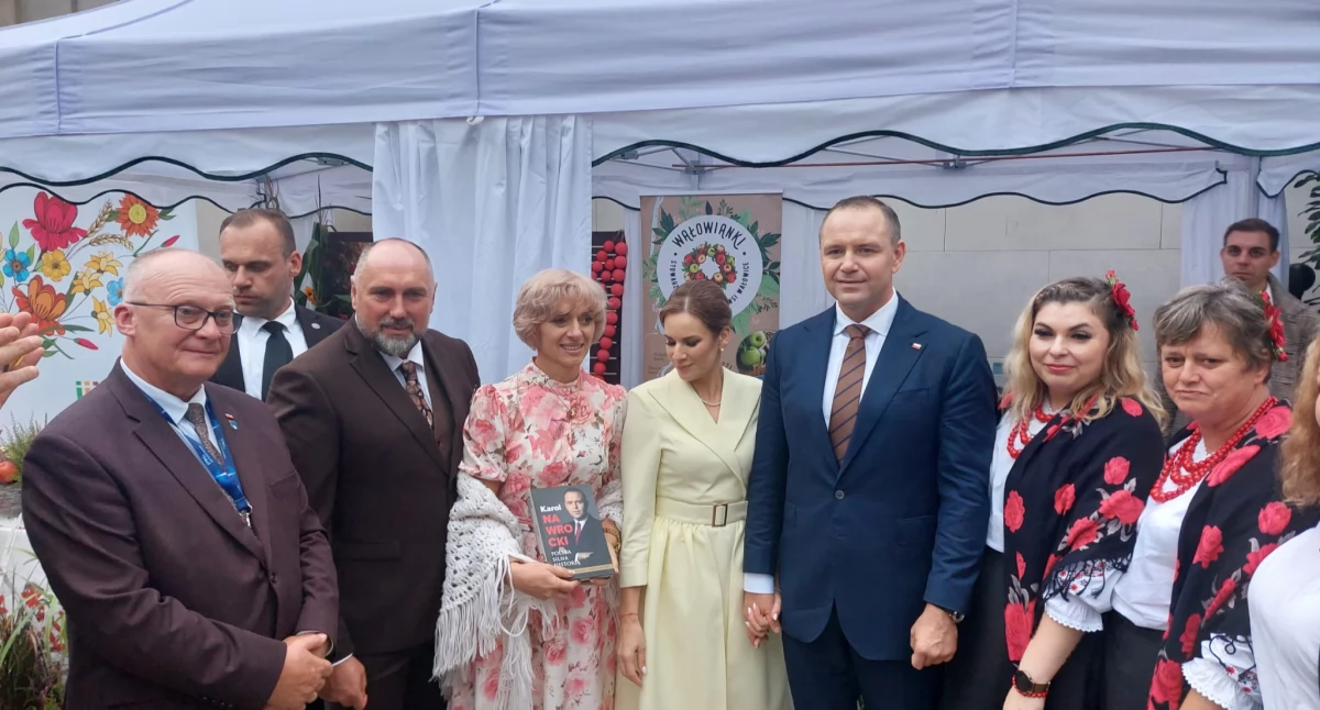 Polityka, Powiat Rycki Dożynkach Prezydenckich Smaki tradycja stolicy - zdjęcie, fotografia