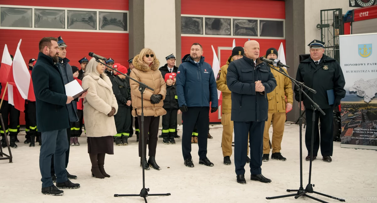 Inwestycje, Druhowie pierwszej linii Lubelskie inwestuje miliony - zdjęcie, fotografia
