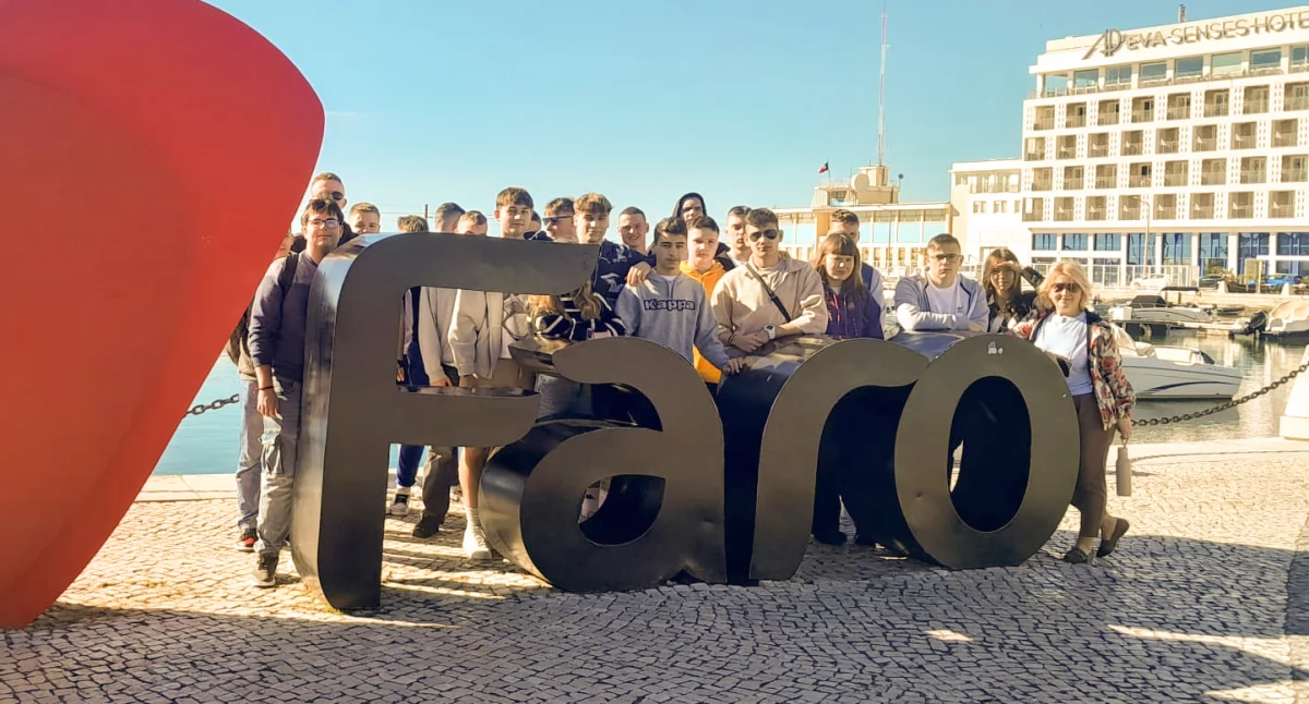 Szkoły i Przedszkola, Uczniowie praktykach Portugalii - zdjęcie, fotografia