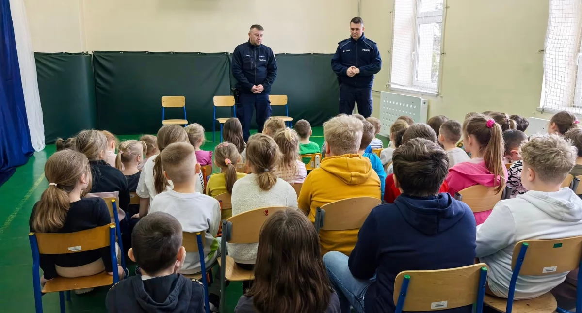 Szkoły i Przedszkola, Uczniowie poznają tajniki bezpieczeństwa przed nadchodzącymi feriami - zdjęcie, fotografia