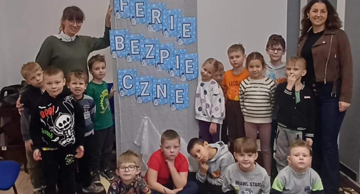 Szkoły i Przedszkola, Teatrzyk bajki bezpieczeństwo feriach magiczne zajęcia bibliotece! - zdjęcie, fotografia