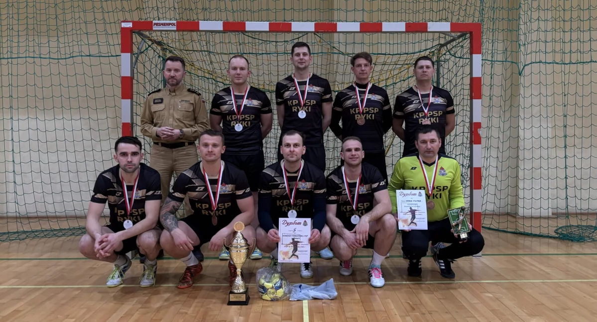 Piłka nożna, Strażacy pokazali formę Tomaszowie Lubelskim - zdjęcie, fotografia