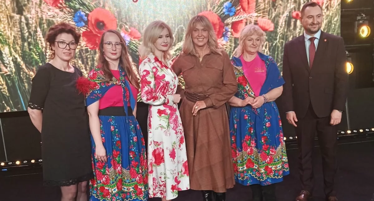 Społeczeństwo, Gospodynie Zosina uczestniczyły konferencji Wachowicz - zdjęcie, fotografia