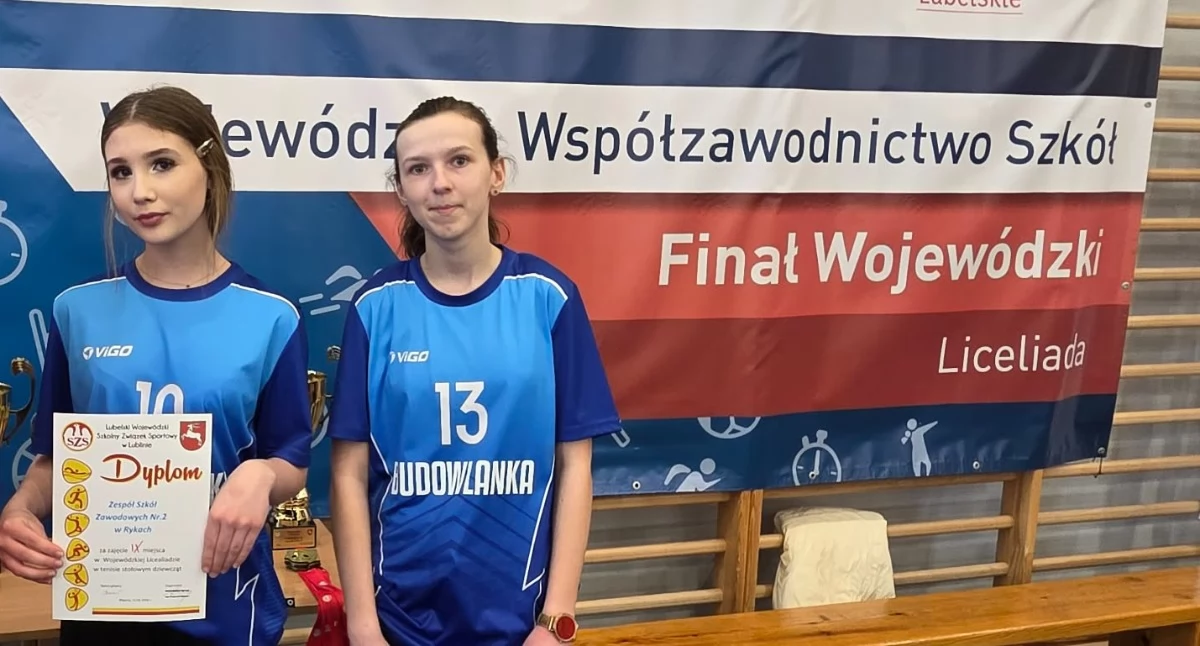 Tenis stołowy, Budowlanka medalu finale wojewódzkim Uczennice wśród najlepszych - zdjęcie, fotografia