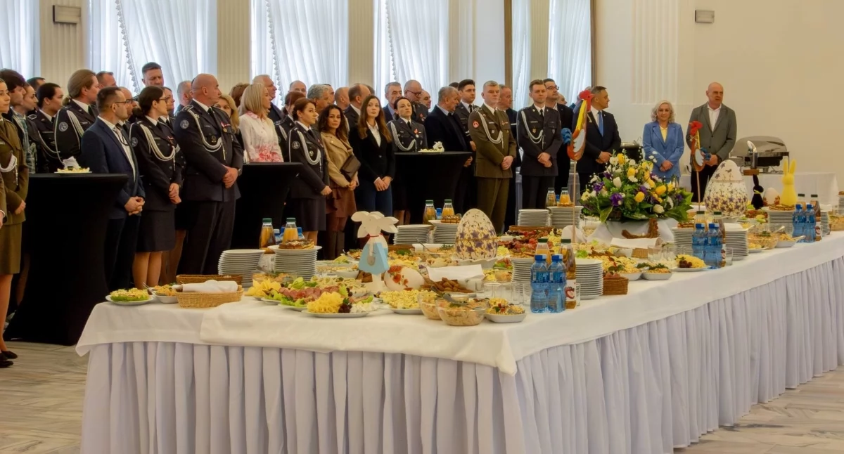 Fot: Norbert Goryszewski, Adam Szlendak / 4 Skrzydło Lotnictwa Szkolnego