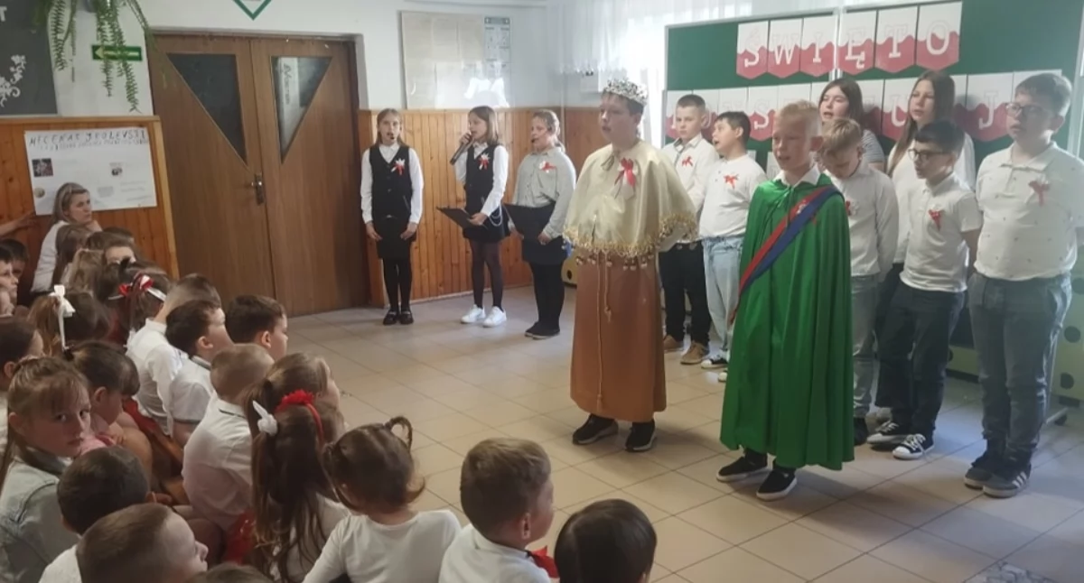 Fot: Szkoła Podstawowa w Niedźwiedziu