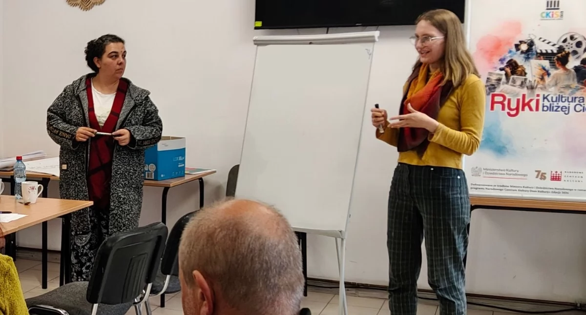 Społeczeństwo, Jakiej kultury potrzebują mieszkańcy Krasnoglinach rozmawiano przyszłych inicjatywach - zdjęcie, fotografia
