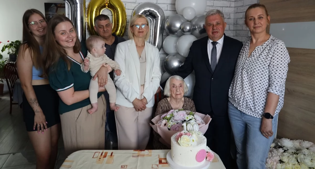 Społeczeństwo, Genowefa Pleskot Starego Zadybia skończyła Długowieczność - zdjęcie, fotografia