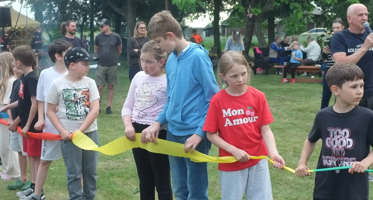 Dzieci uroczyście otworzyły nowy plac zabaw