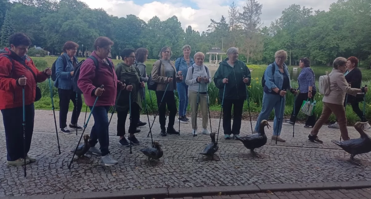 Społeczeństwo, Mieszkańcy integrowali Nałęczowie Projekt „Łączmy siły!” nabiera tempa - zdjęcie, fotografia