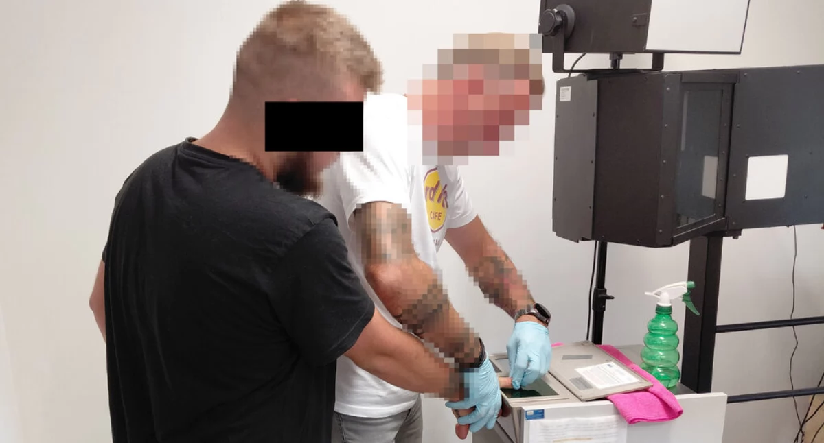 Kryminalne, Złamał sądowy zakaz prowadzenia Teraz grozi również wydalenie Polski - zdjęcie, fotografia