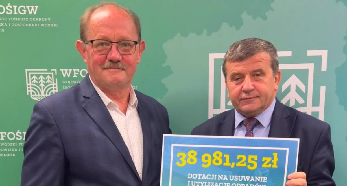 Biznes i Pieniądze, Dobra wiadomość mieszkańców gminy Nowodwór! Umowa odbiór azbestu podpisana - zdjęcie, fotografia