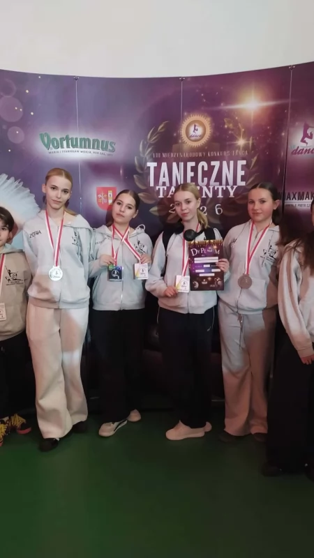 Młodzi tancerze z sukcesem! 8 medali na międzynarodowym konkursie