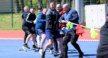 Sportowa rywalizacja i świetna atmosfera podczas Dnia Sportu w Dęblinie 