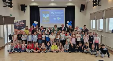 Zenon Stefanowski Ambasadorem Czytelnictwa. Jubileuszowe święto książki w gminnej bibliotece