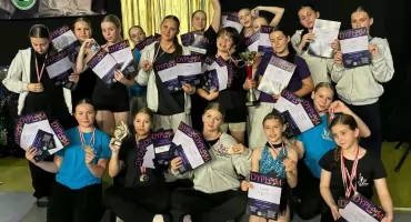 Mała Rewia Taneczna z Dęblina zdobyła 22 medale na Ogólnopolskim Festiwalu Tańca w Raszynie