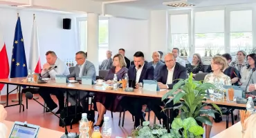 Powiat Rycki: Zarząd dostał absolutorium za 2025 rok. Tylko dwóch radnych było przeciw