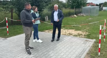 Ruszyła budowa drogi przy ul. Hładuniaka w Dęblinie. Gotowa ma być w sierpniu